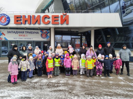 Экскурсия в хоккейном клубе "Енисей"! Экскурсия в хоккейном клубе "Енисей"!.