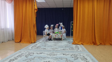 Спектакль "Мешок яблок" Спектакль "Мешок яблок".